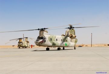 Libya_CH-47D_Chinook_a_