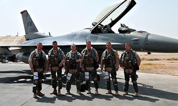 iraqi-pilots-f-16-600x360