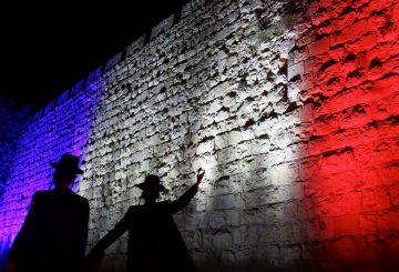 muro-del-pianto-con-colori-francesi
