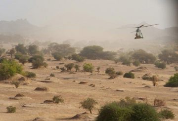 un elicottero Puma del 4° RHFS nel nord del Mali