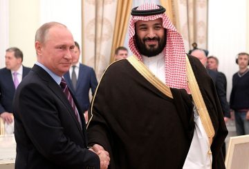 Con-il-Vice-principe-ereditario-e-ministro-della-Difesa-saudita-Mohammad-bin-Salman-Al-Saud