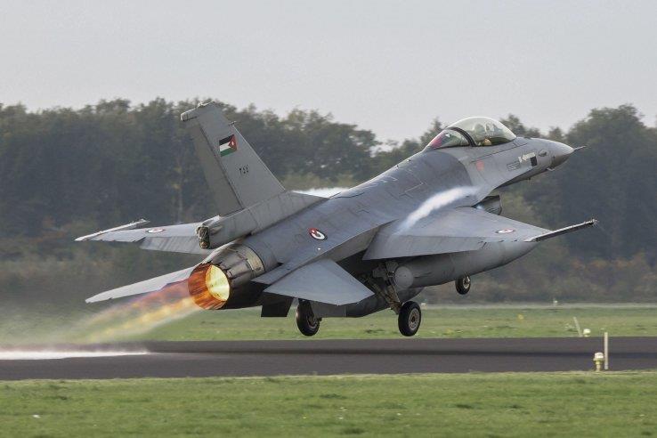 F-16 Difesa Olandese