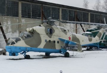 1_Mi-24_eaf51.org (002)