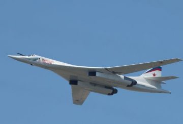 Tu-160