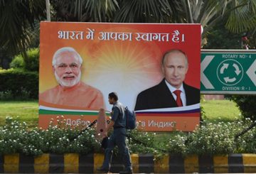 putin-modi-billboard