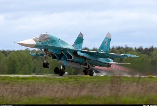 5_Su-34_Russianplanes.net (002)