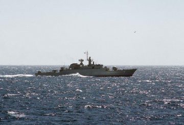 1024px-Iranian_Alvand_class_frigat