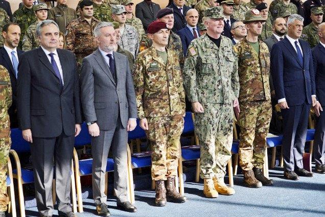 96f2c54e-da9c-463c-869d-e7e646e5017001Medium