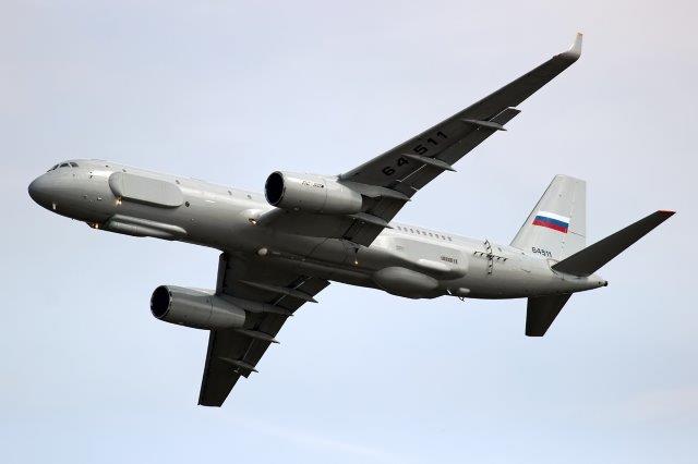 4_Tu-214R_Wikipedia (002)