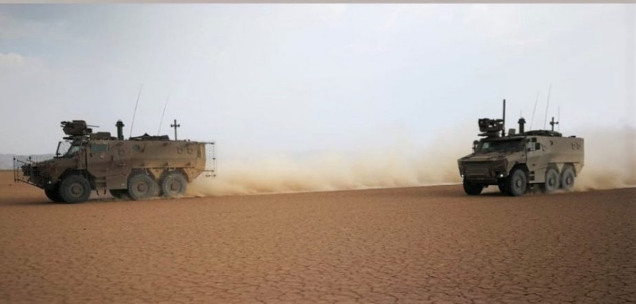 French_army_testing_Griffon_multirole_armored_vehicles_in_Djibouti_2