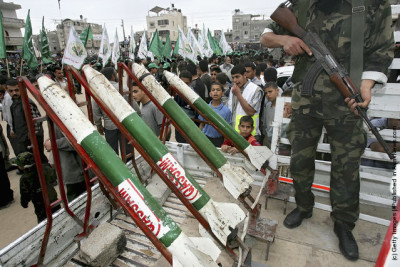 qassam-rockets-and-human-shields-e1473416570119