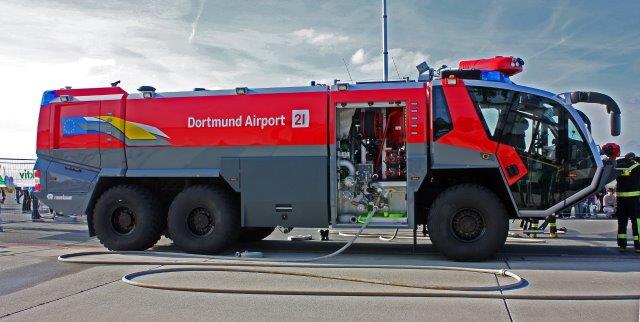 Rosenbauer_Panther_6x6_Dortmund_Airport