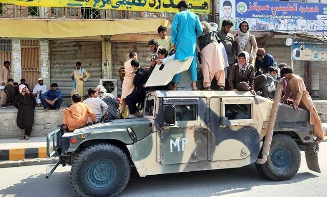 La caduta di Kabul e il trionfo dei talebani e del Pakistan – Analisi Difesa