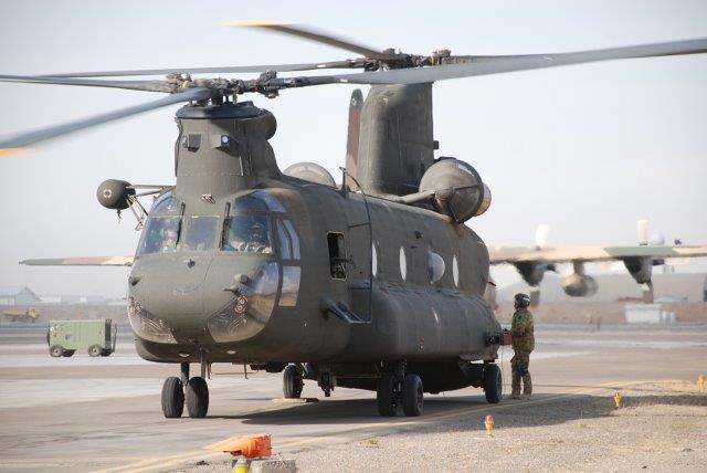 CH-47 pronto al rullaggio