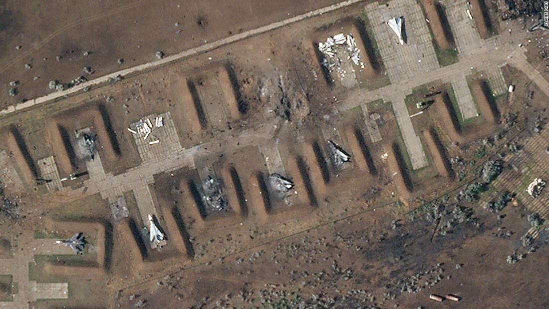 1660194800_Crimea-Saki-Air-Base-Explosions-destroy-seven-Russian-warplanes-satellite