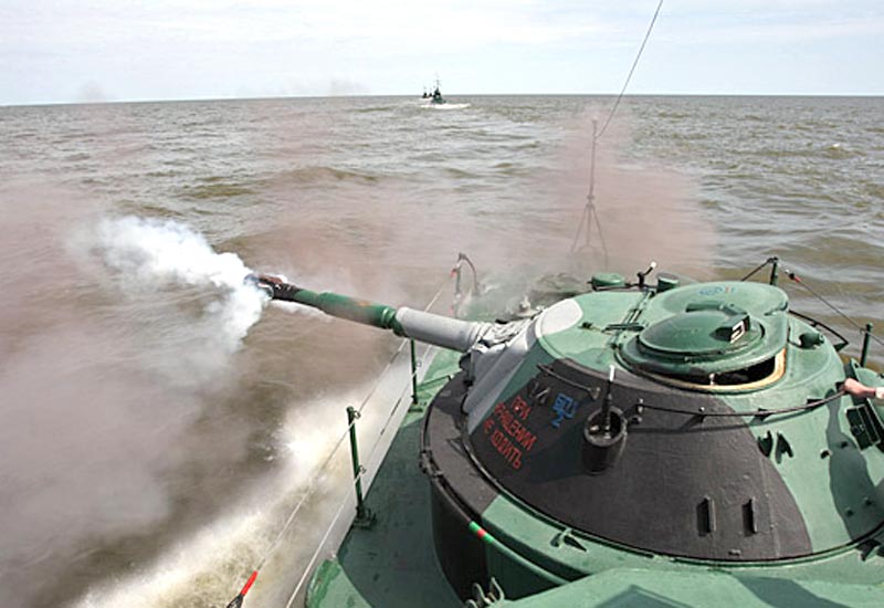 shmel-armored-artillery-gunboat-soviet-union-russia_3