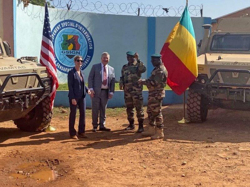Vamtac_APCs_Mali_US_Embassy