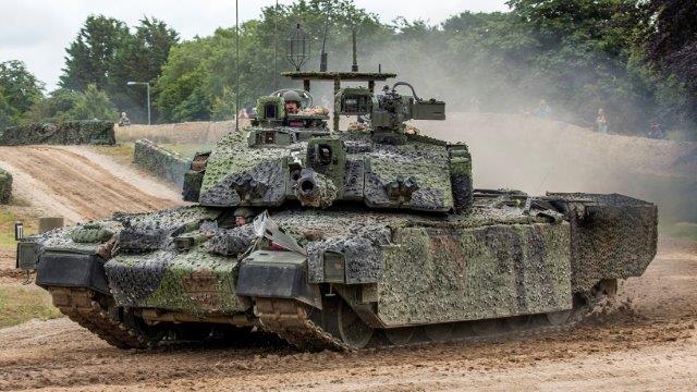 tanks_challenger_2_camouflage_british_529046_2560x1440
